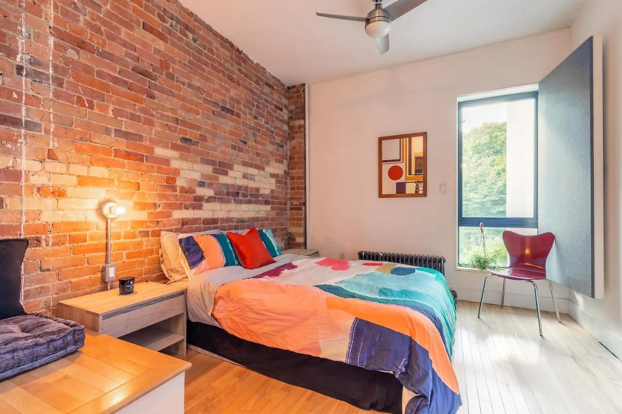 Gorgeous Park House W Parking On Queen West Toronto Apartment