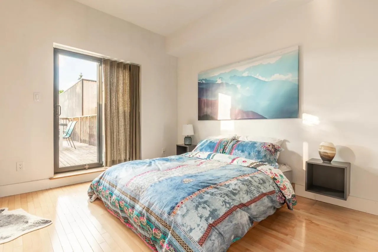 Gorgeous Park House W Parking On Queen West Toronto 0*,