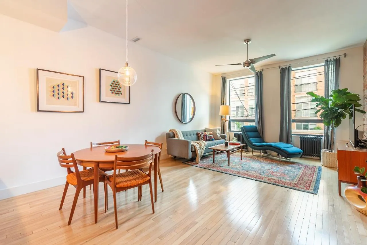 Gorgeous Park House W Parking On Queen West Toronto Apartment