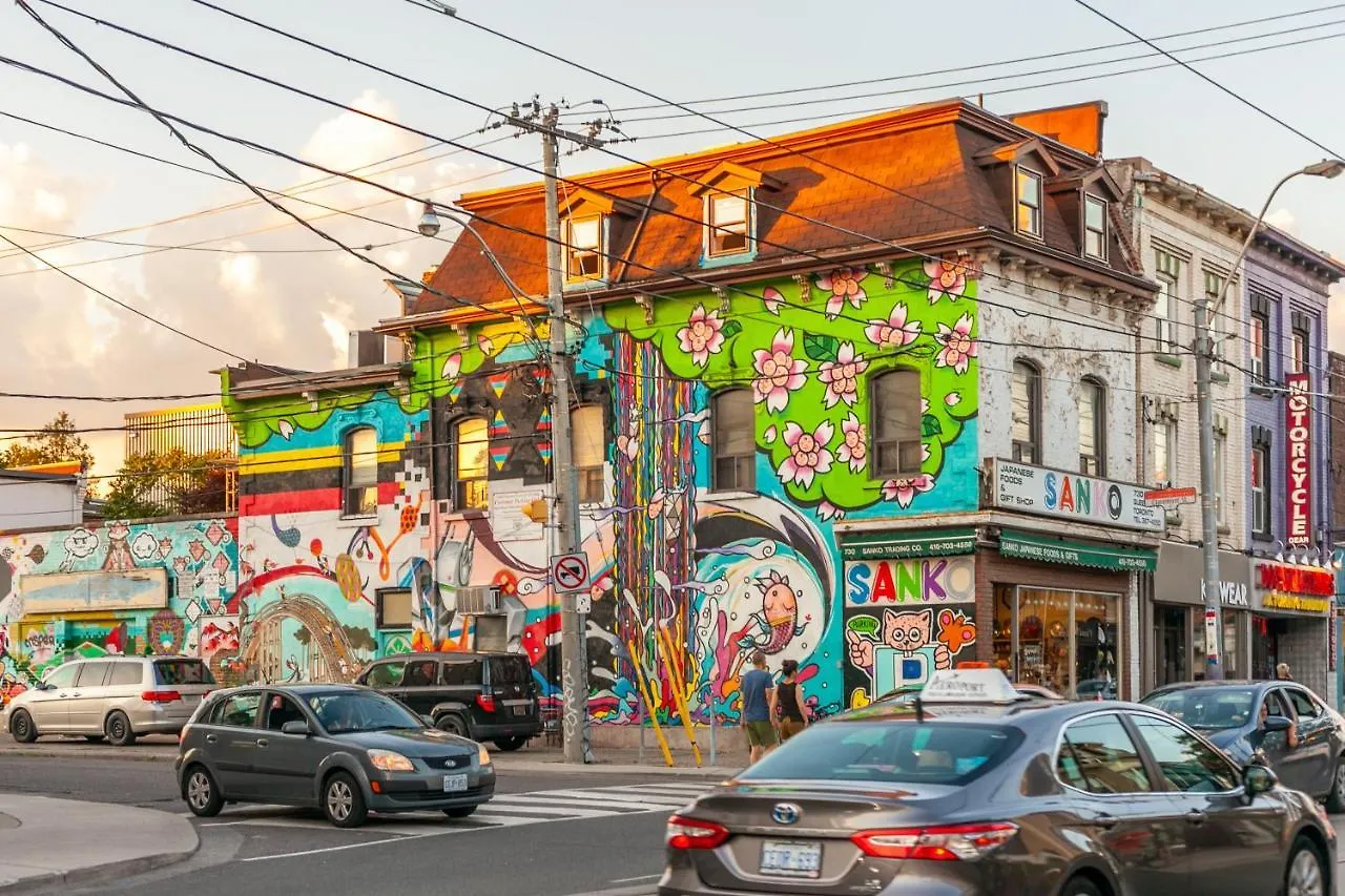 Gorgeous Park House W Parking On Queen West Toronto