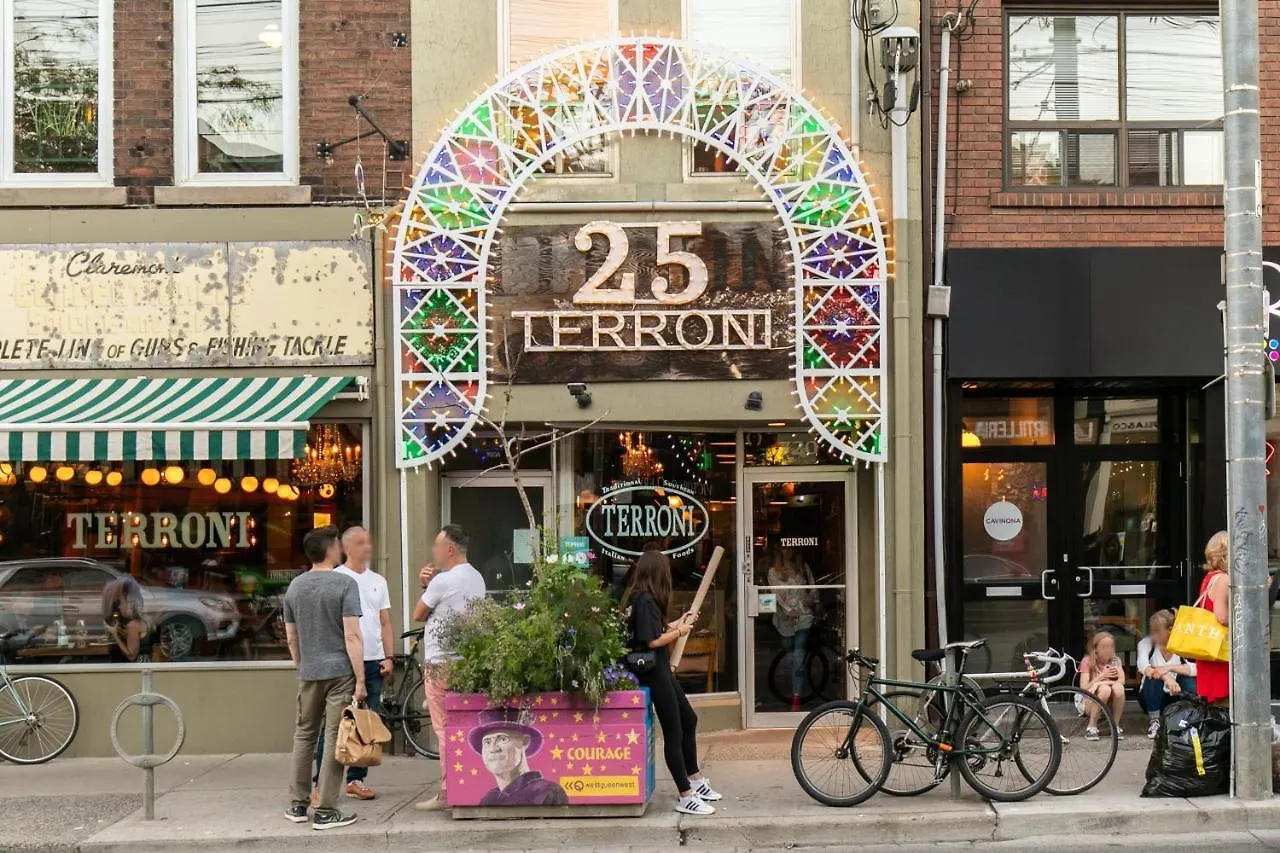 Gorgeous Park House W Parking On Queen West Toronto Apartment